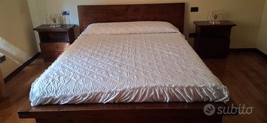 Letto matrimoniale 