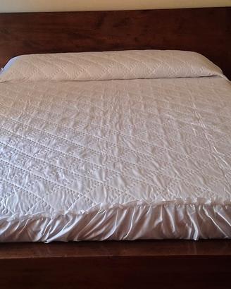 Letto matrimoniale 
