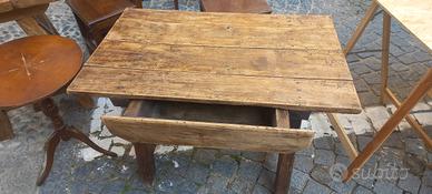 tavolino antiquariato