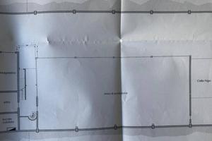 Immobile di 739 m² con 1 locale a Camporosso