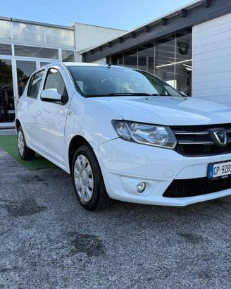 DACIA Sandero 1.5 dCi 8V 75 CV Lauréate
