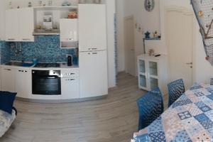 Montalto marina: piano terra a due passi dal mare