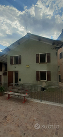 Casa di due piani Pieve Tesino da ristru
