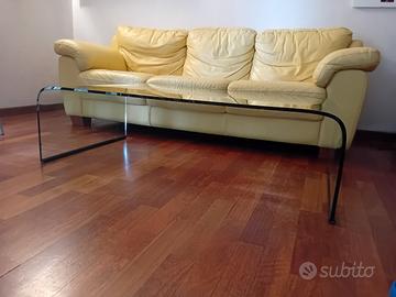 Tavolino basso in vetro