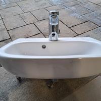 Lavabo duravit con miscelatore automatico