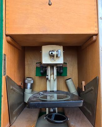 Microscopio vintage