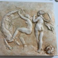 Bassorilievo in stucco patinato 