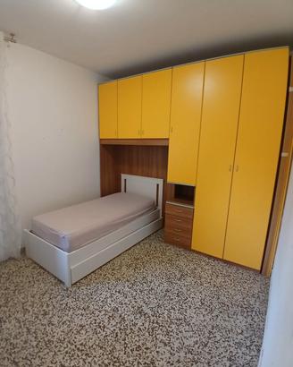 cameretta bimbo/a