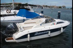 Stama Cabin 20 equipaggiato con Yamaha 115cv 4T