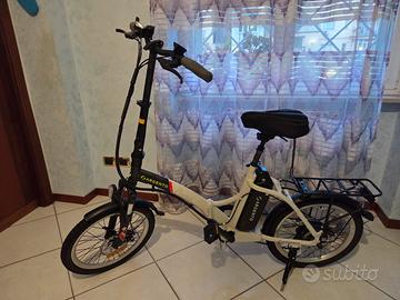 Bici elettrica pieghevole Argento Piuma assistita