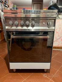 Cucina a gas Hotpoint Ariston 4 fuochi +girarrosto