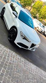 Alfa romeo Stelvio  Q4