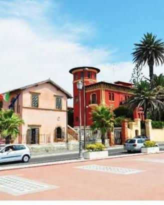 Attività / Licenza di 300 m² con più di 5 locali a