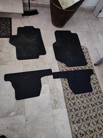 Alcuni ricambi per Peugeot 1007