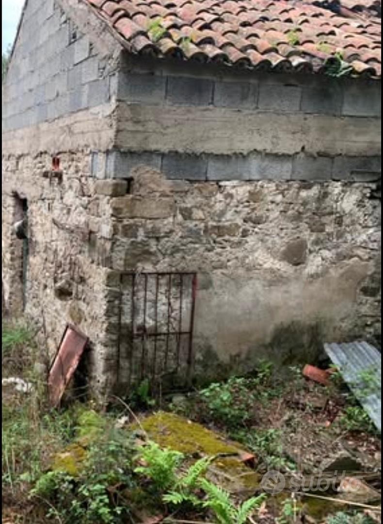 Terreno con rudere - Vista 2