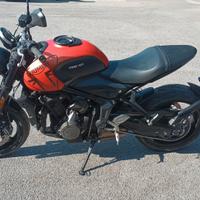 Triumph Trident 660