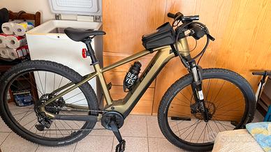 Cube Reaction Hibryd