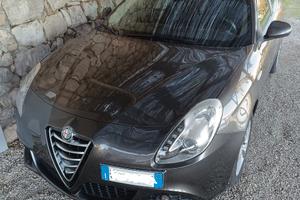 Alfa romeo Giulietta 1.6 JTD mai incidentata
