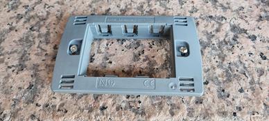 n 60 supporti 3 posti LUNA Bticino