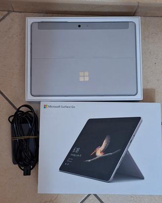 Microsoft Surface GO + penna 8/128
