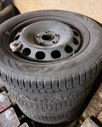 Cerchi Golf R16 con Gomme invernali 205/55