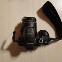 Nikon Coolpix B700