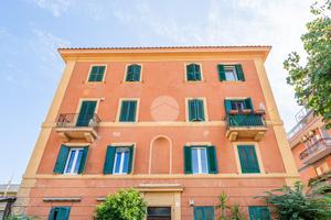3 LOCALI A ROMA