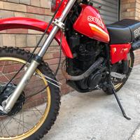 Suzuki DR 500 - 1982