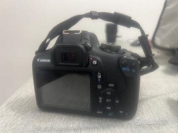 Canon EOS 2000D
