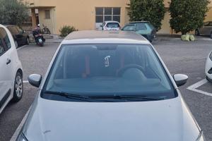 Auto con metano della casa