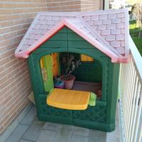 Casa, casetta per bambini da giardino