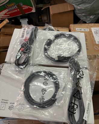 Hdmi/vga/displayport/usb