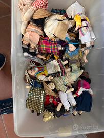 Bambole porcellana di tutto il mondo