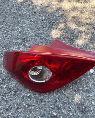 Faro posteriore sinistro opel corsa 2 porte