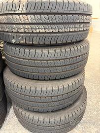 Pneumatici Goodyear efficientgrip cargo 215/65/16