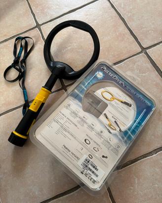 Nokta Makro Pulse Dive con piastra grande