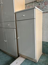 Mobili bagno legno laccato bianco