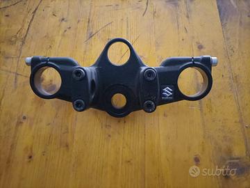 piastra di sterzo Suzuki 