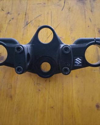 piastra di sterzo Suzuki 
