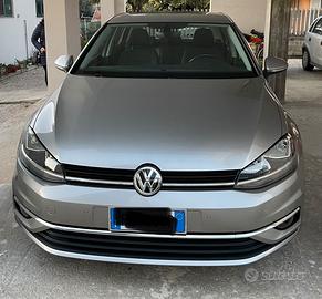 Wolkswagen Golf 7.5 modello Business