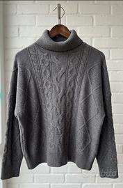 Maglione dolcevita grigio