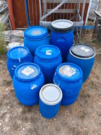 bidoni fusti recipienti in plastica