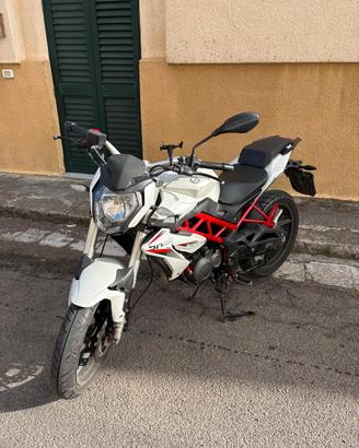 Benelli BN 125
