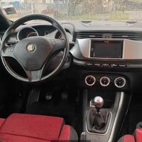 Giulietta allestimento esterno veloce