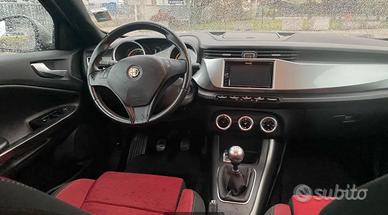 Giulietta allestimento esterno veloce