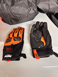 Abbigliamento kTM