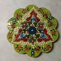 sotto pentola in ceramica decorata 
