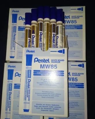 5 scatole da 12 pennerelli per lavagna Pentel MW85