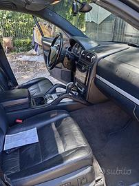 PORSCHE CAYENNE TURBO