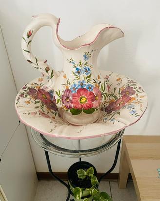 BROCCA E CATINO IN CERAMICA DECORATA A MANO